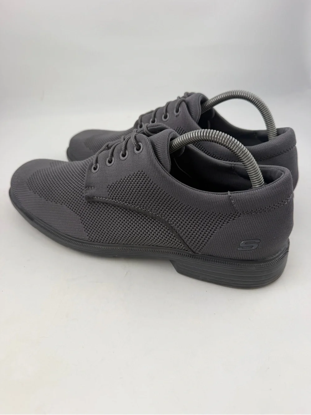 Skechers Men’s Caswell Aleno Dark Grey -SZ 8.5- Lace-Up Comfort Oxford Shoes